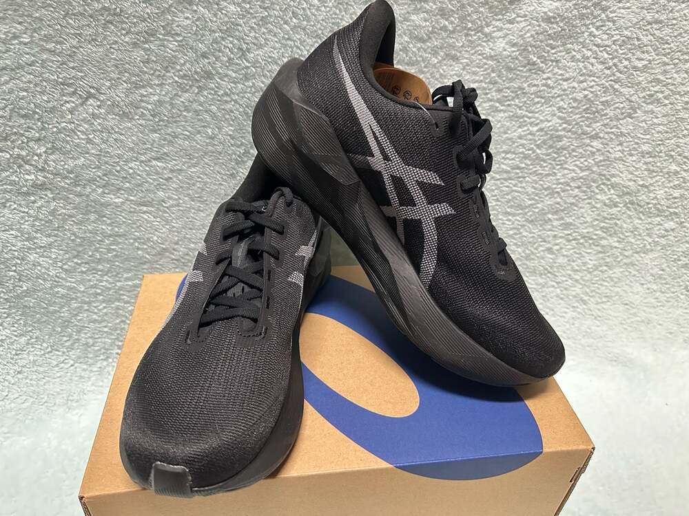 ASICS Men's Novablast 6 Running Shoes Black/Black 10 MEN